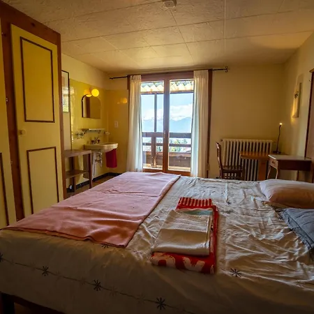 Backpacker Le Good Luck * Gryon